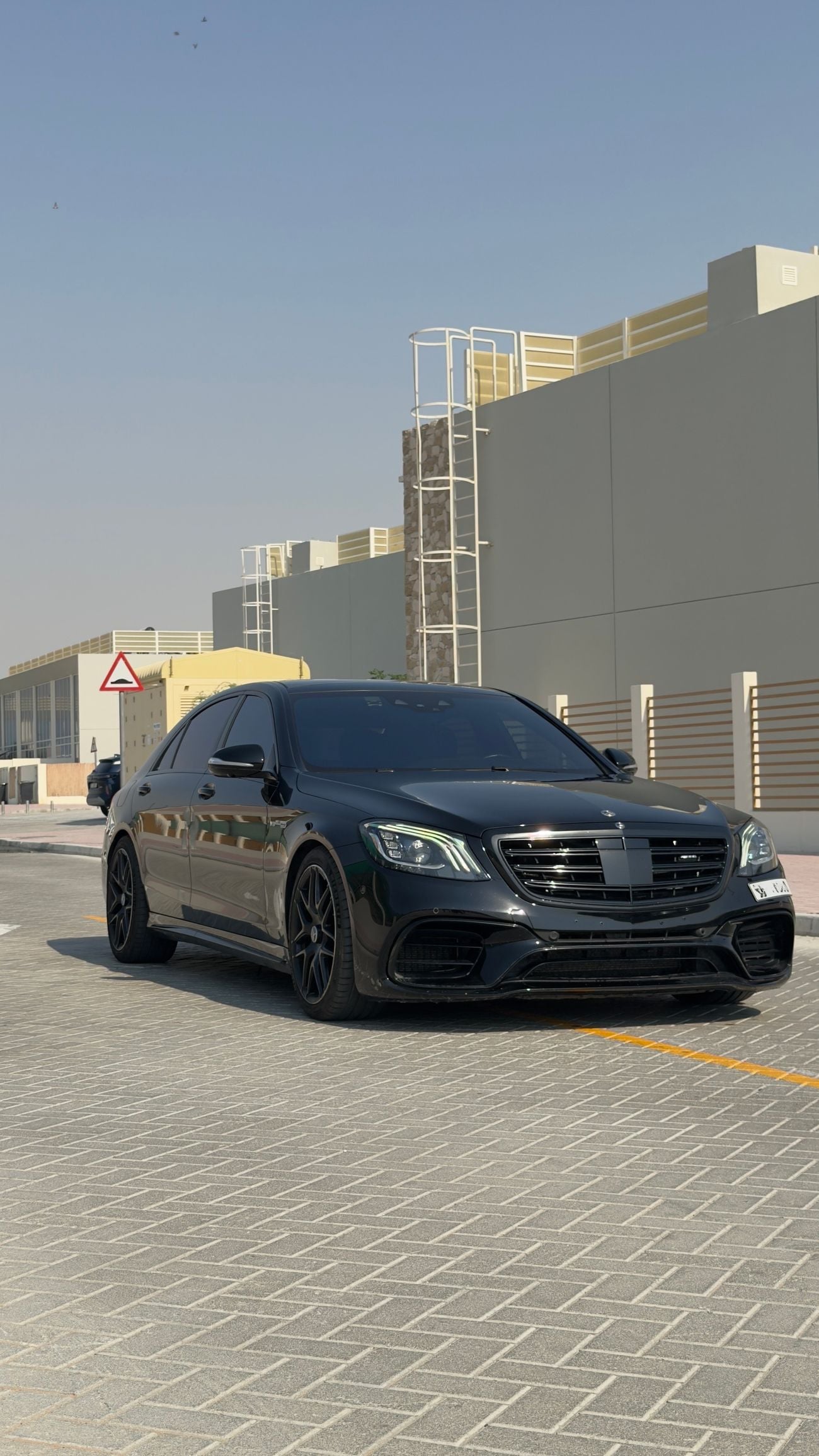 مرسيدس بنز S 63 AMG STANDARD