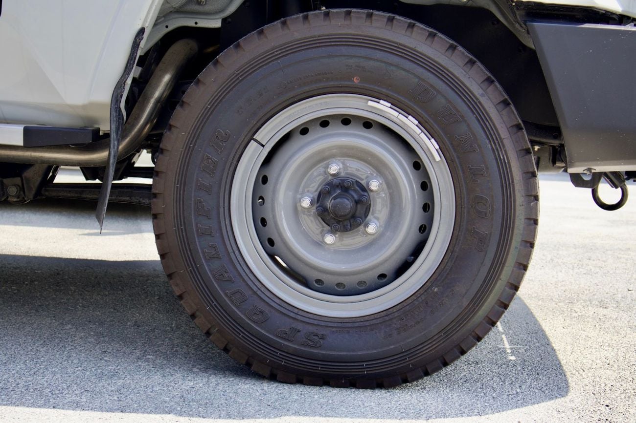 Toyota Land Cruiser Pick Up