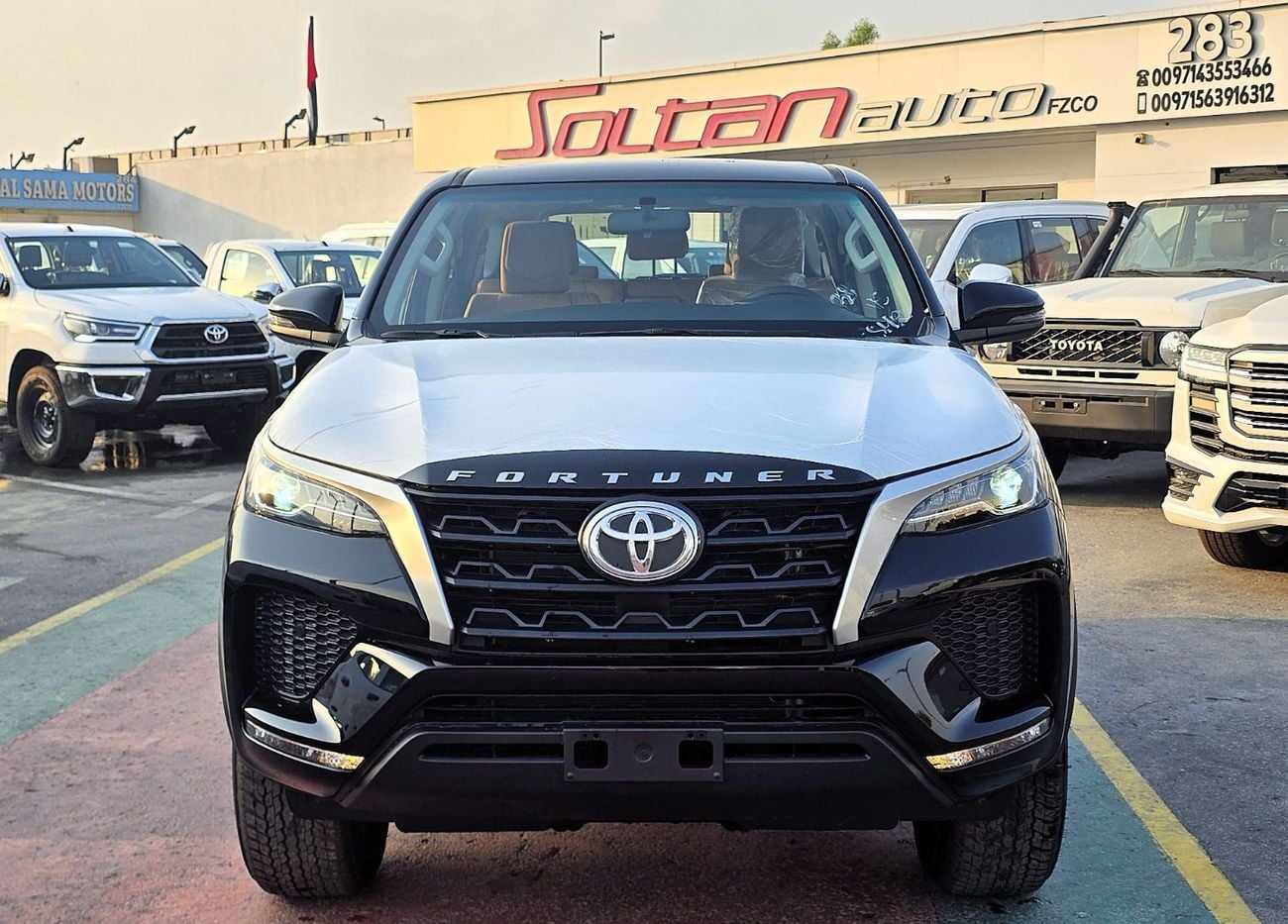 Toyota Fortuner Fortuner SR5 2.7L A/T 4WD SUV 7Seats GCC Black Color 2026 Toyota Fortuner SR5 2.7l A/T 4WD GCC Black Color 2026 Model
