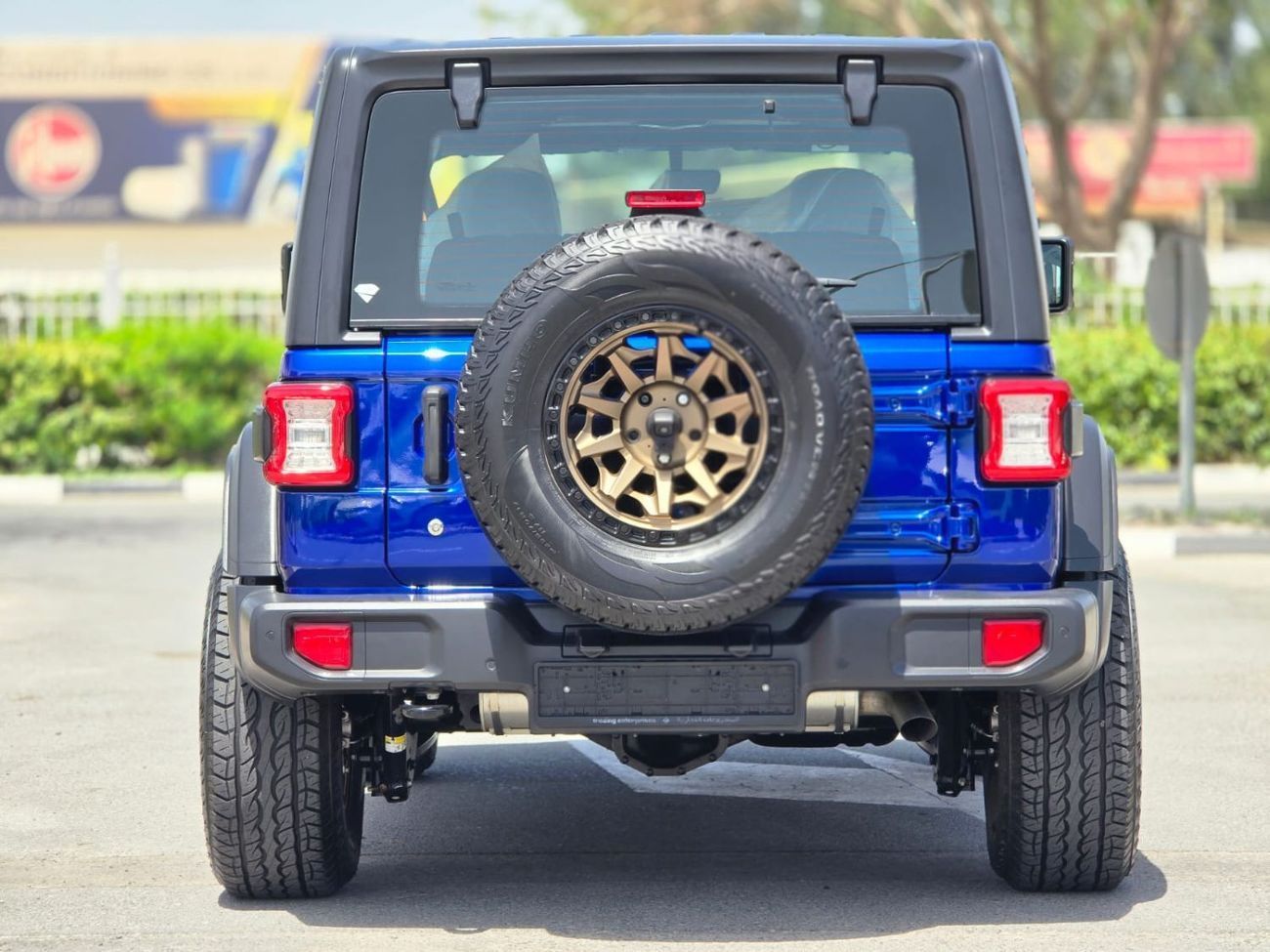 Jeep Wrangler SPORT 3.6L A/T (5 Seater) 2020 GCC WITH FSH IN MINT CONDITION
