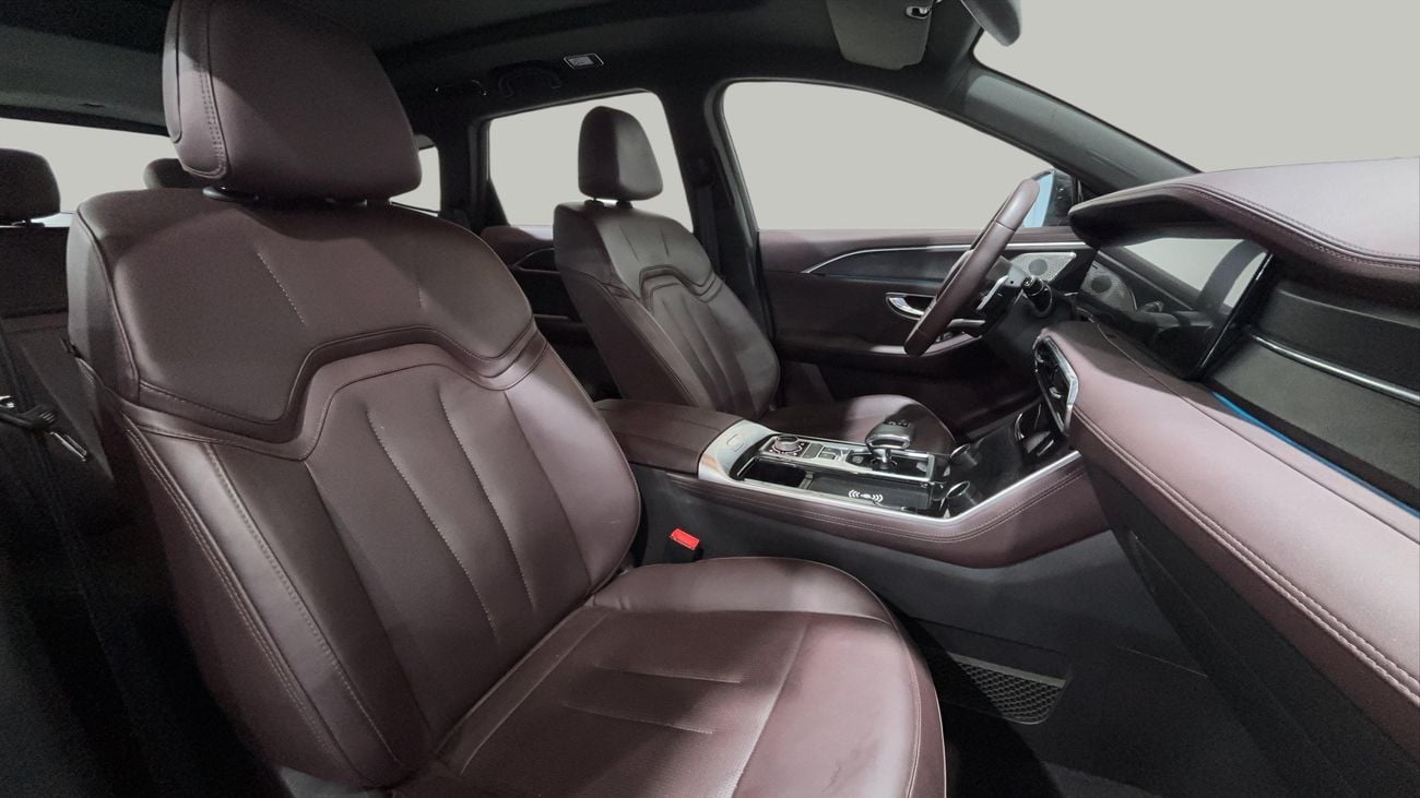 جيتور X90 بلس LUXURY كارس24 هي سوق ضخم للسيارات المستعملة موثوق ومضمون ٪كارس24 هي سوق ضخم للسيارات المستعملة موثوق ومضمون