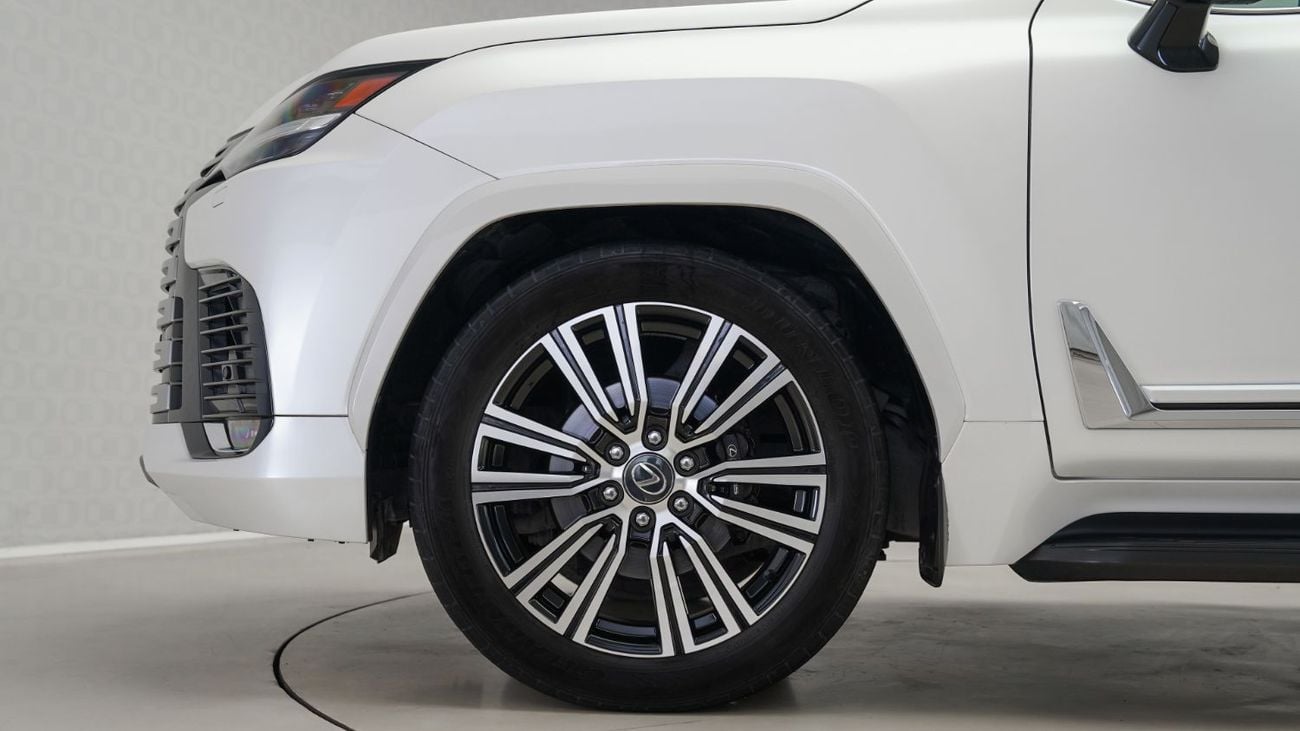 Lexus LX600 SIGNATURE