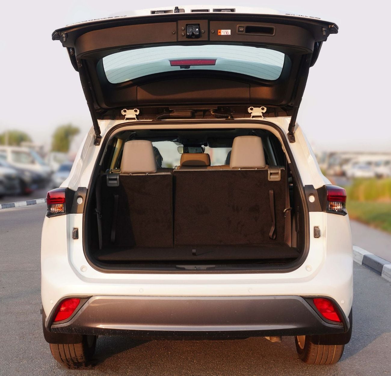 Toyota Highlander LTD HEV 2.5L A/T 2026 MODEL