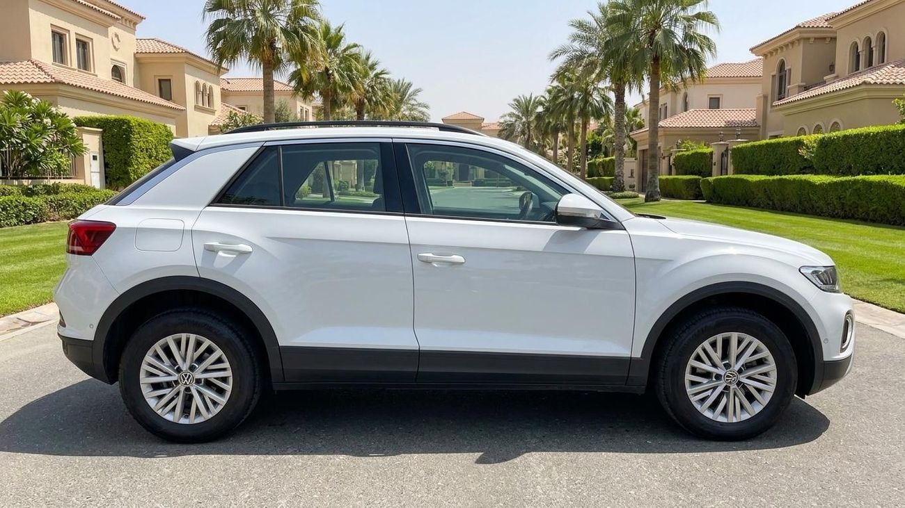Volkswagen T-ROC LIFE 2024 | AED 885/Month | 0 DP | 30 Day Return | Warranty | Service History