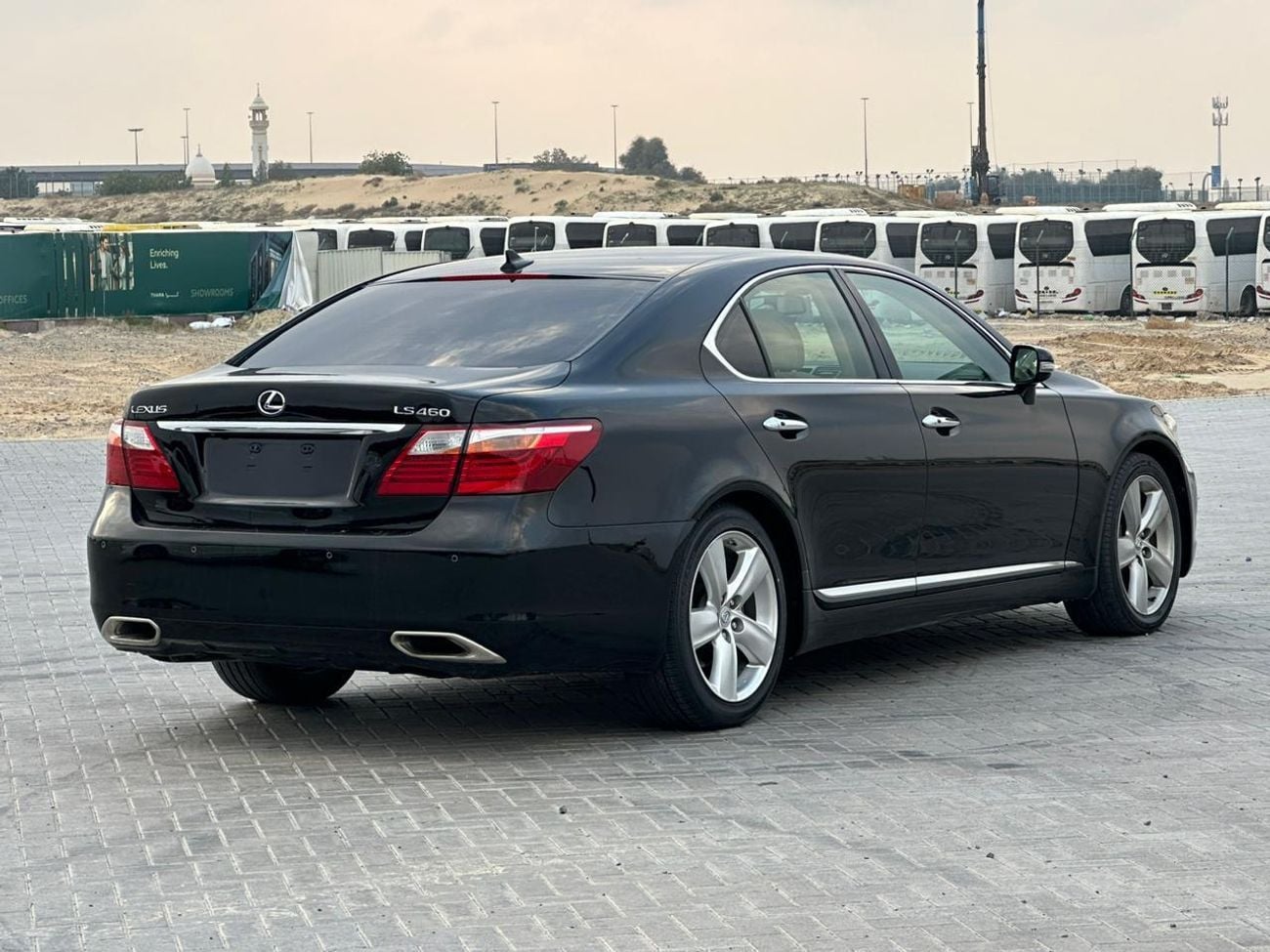 لكزس LS 460 بريمير SWB