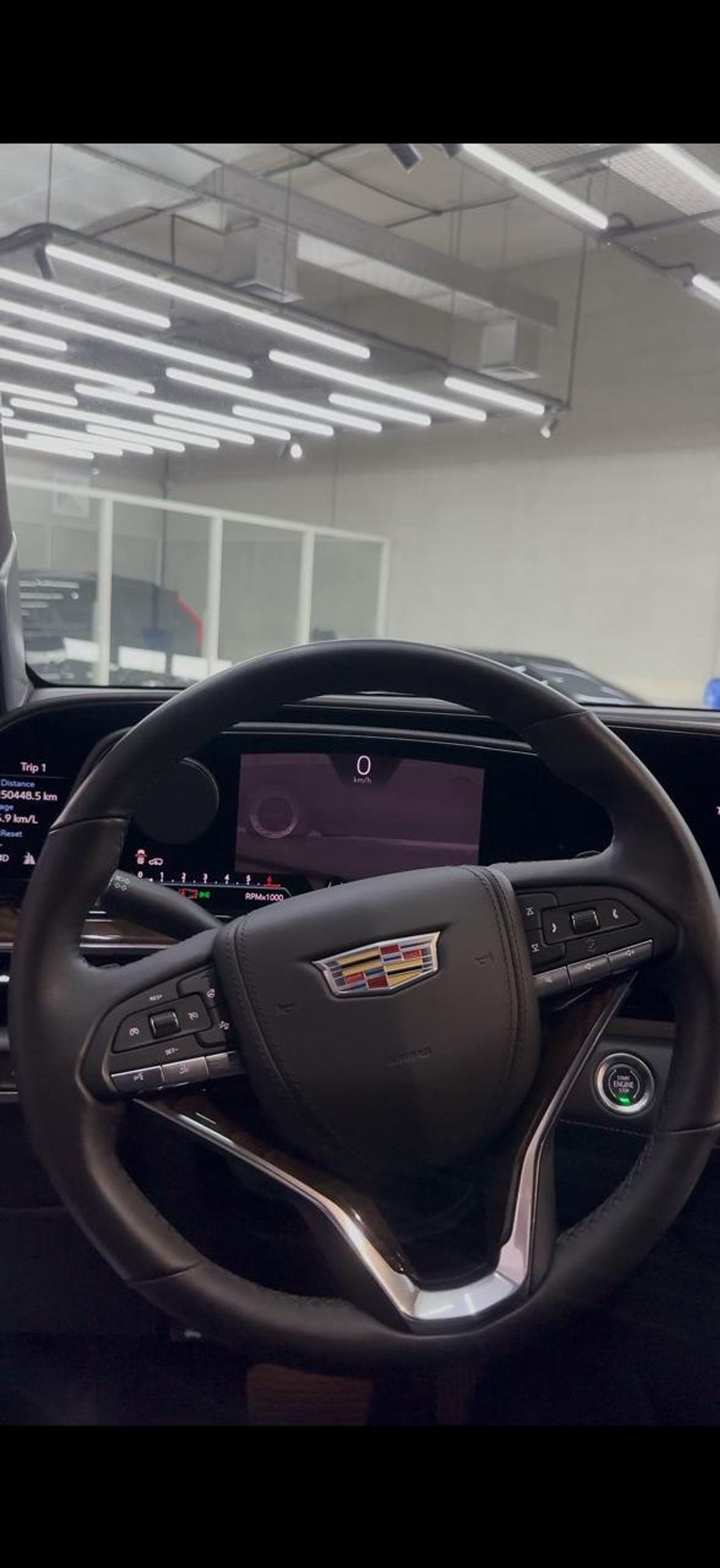Cadillac Escalade PREMIUM LUXURY PLATINUM FULL SPEC