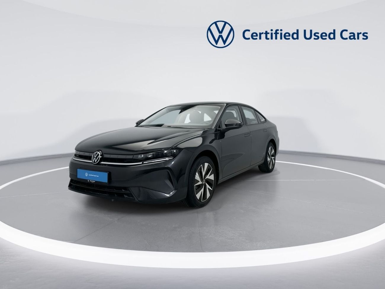 فولكس واجن جيتا TRENDLINE جيتا تريندلاين 1.5 لتر TSI | ناقل حركة أوتوماتيكي DSG بسبع سرعات | سقف بانورامي | كاميرا خلفية | نظا