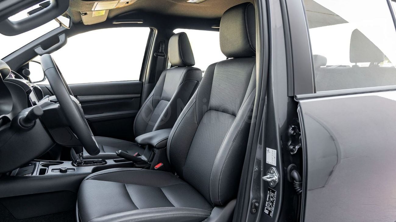 Toyota Hilux HILUX DC DIESEL 2.8M HEV AT 4WD | 2-YEAR WARRANTY + SERVICE AVAILABLE | IN-HOUSE FINANCING
