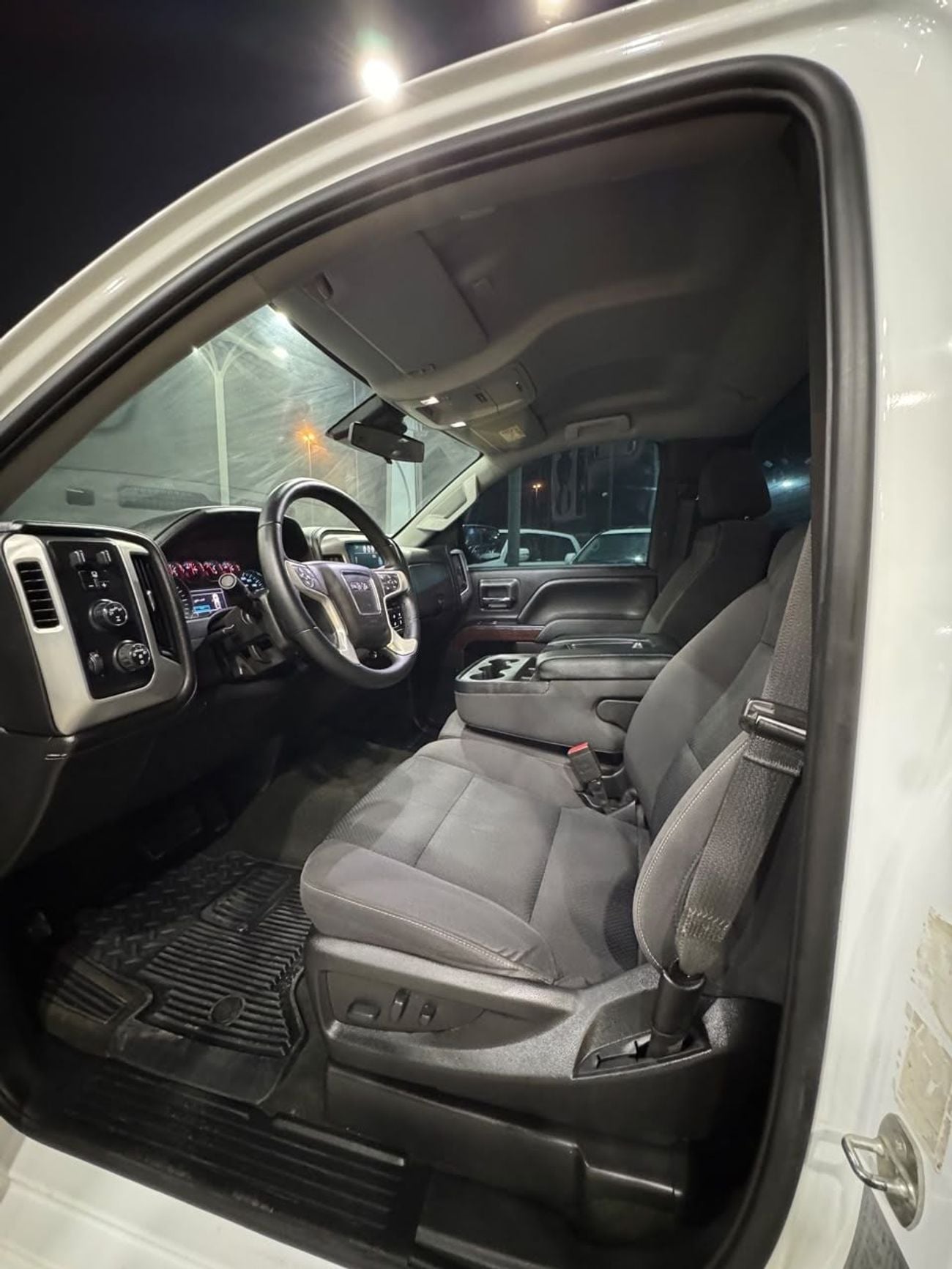 جي أم سي سييرا 1500 REG/CAB SLE Z71