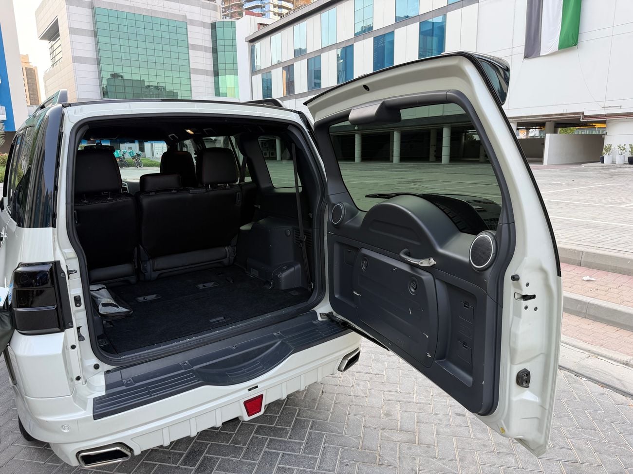 Mitsubishi Pajero GLS H/L SIGNATURE EDI