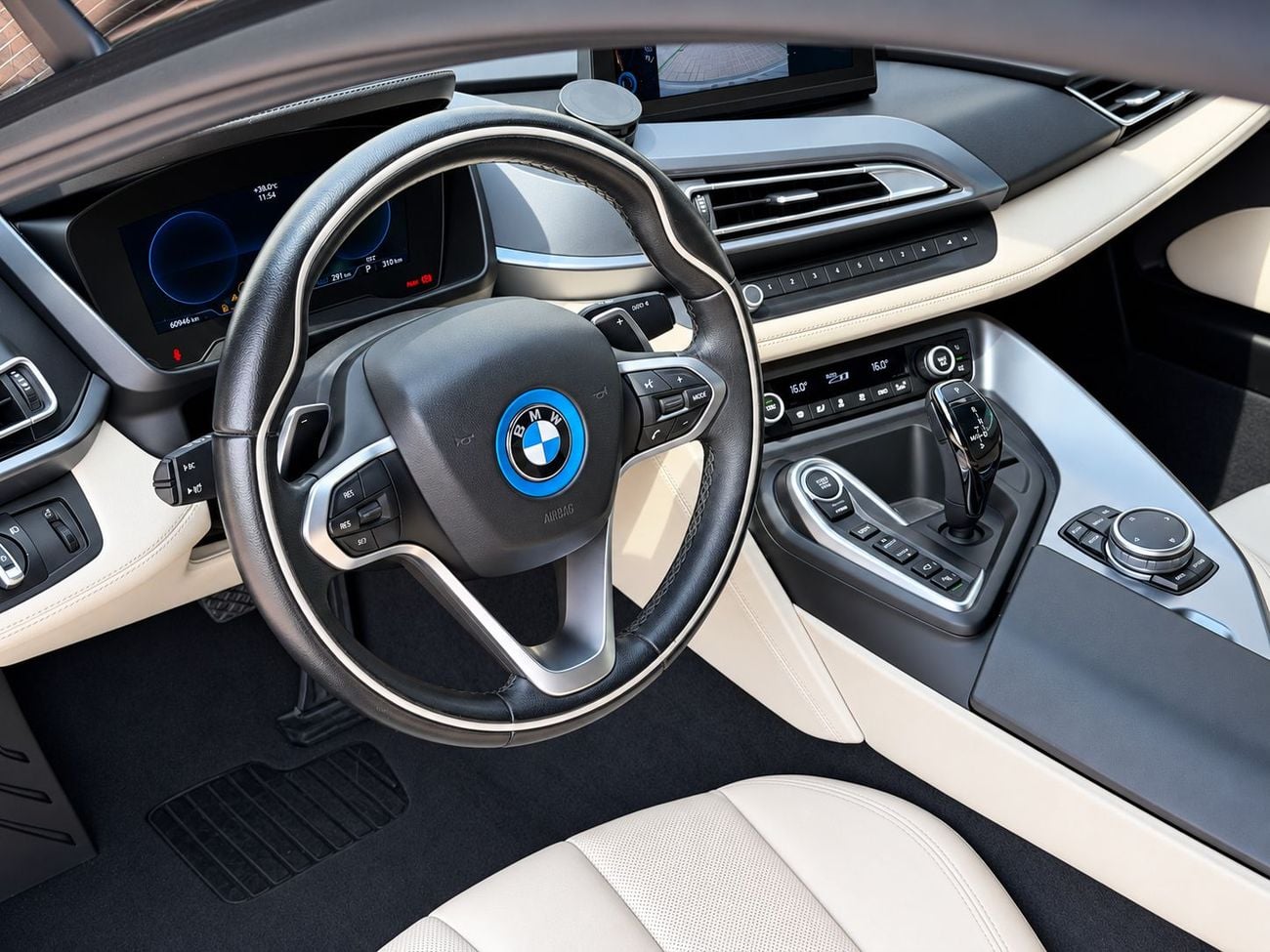 BMW i8 STANDARD