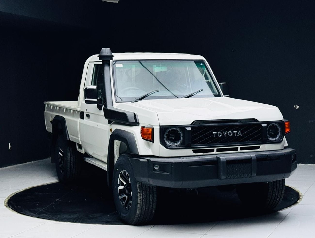 Toyota Land Cruiser Pick Up