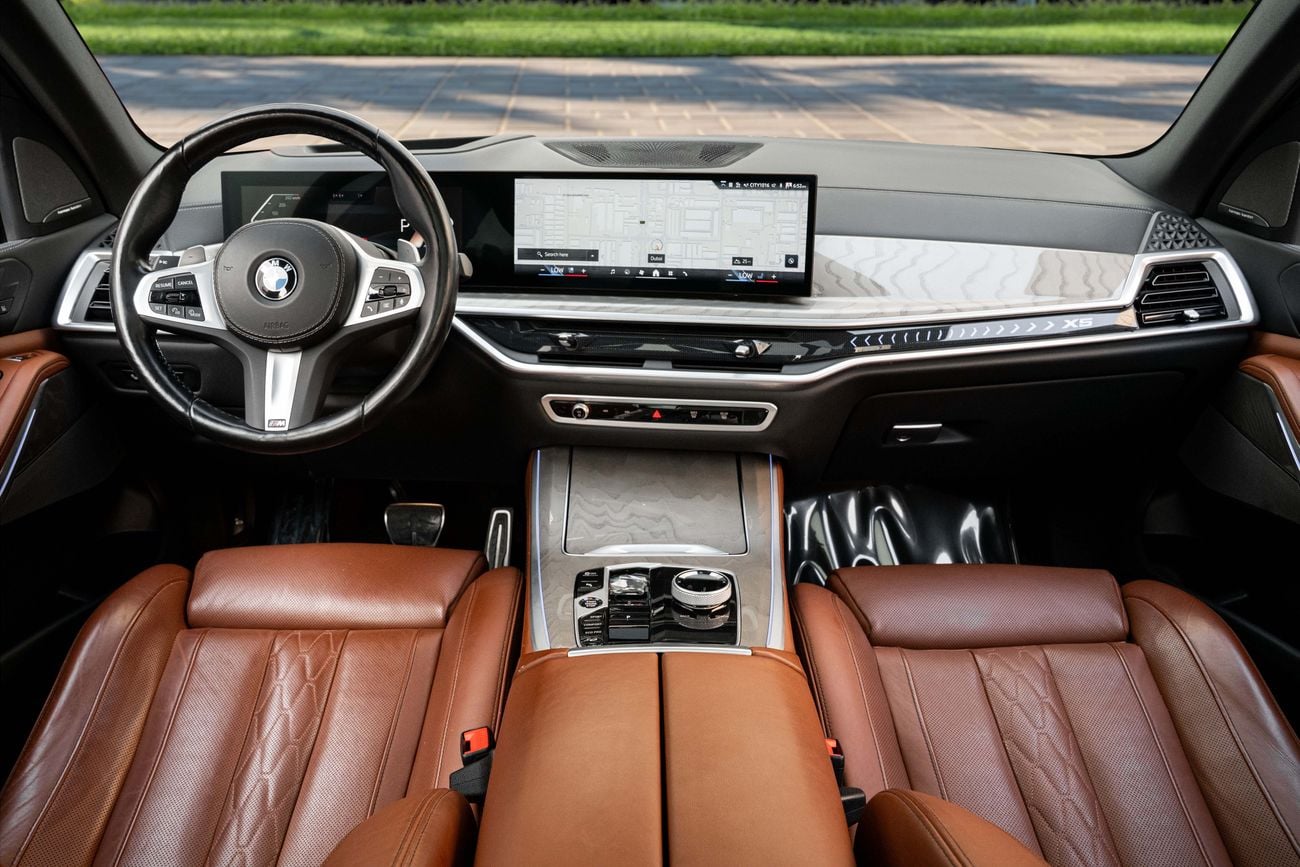 بي أم دبليو X5 XDRIVE40i EXCLUSIVE M SPORT PACKAGE X5 XDrive 40I M Sport | 5,484 P.M | 0% Downpayment | BMW X5 XDrive X40I M Sport | Warranty!