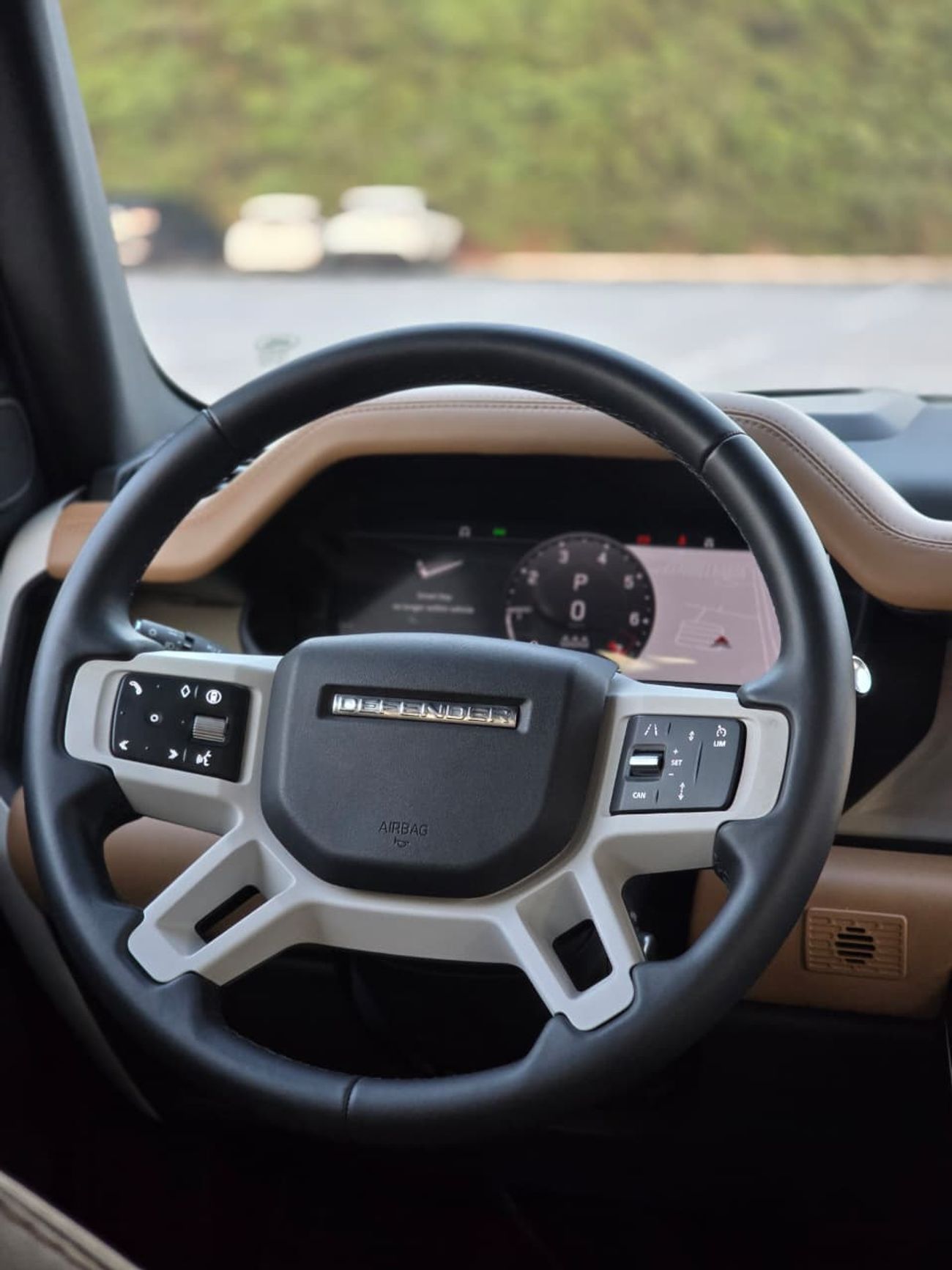 لاند روفر ديفندر 110 X-DYNAMIC HSE P400 Defender 110 2025 - GCC Specs - Under warranty - Service free 2 years - 2 Keys