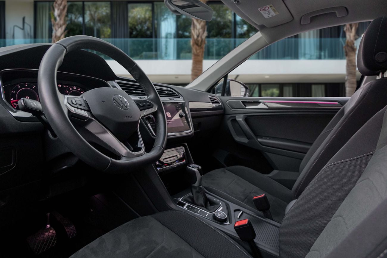 فولكس واجن تيجوان Elegance Tiguan Elegance | 1,959 P.M | 0% Downpayment | Agency Warranty!
