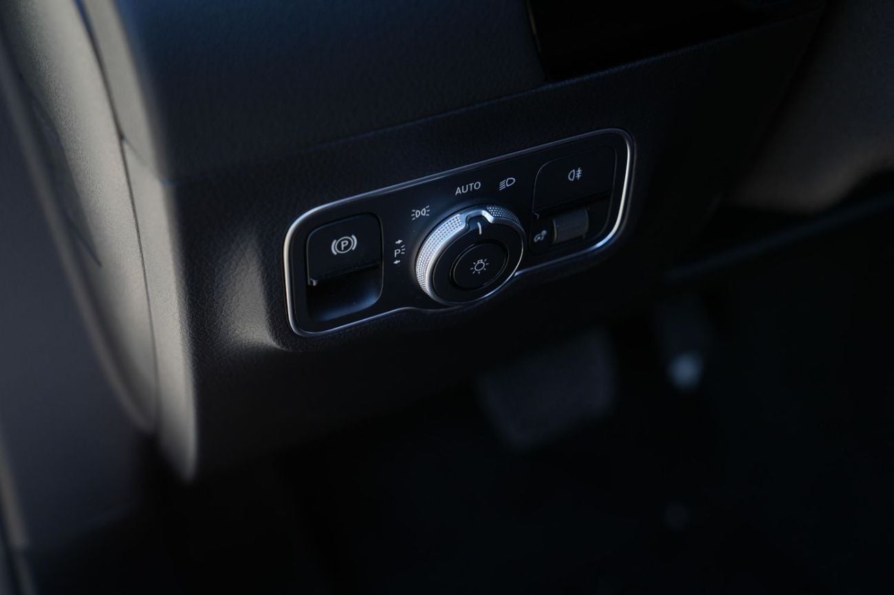 Mercedes Benz EQA 260 2025!! FULLY ELECTRIC CAR!! FIVE YEARS WARRANTY!! THREE YEARS SERVICE CONTRACT