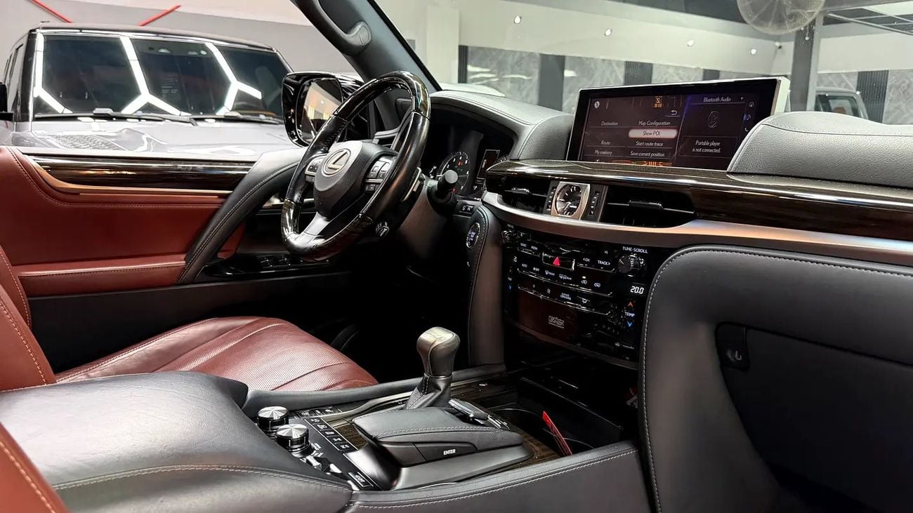 Lexus LX570 PLATINUM