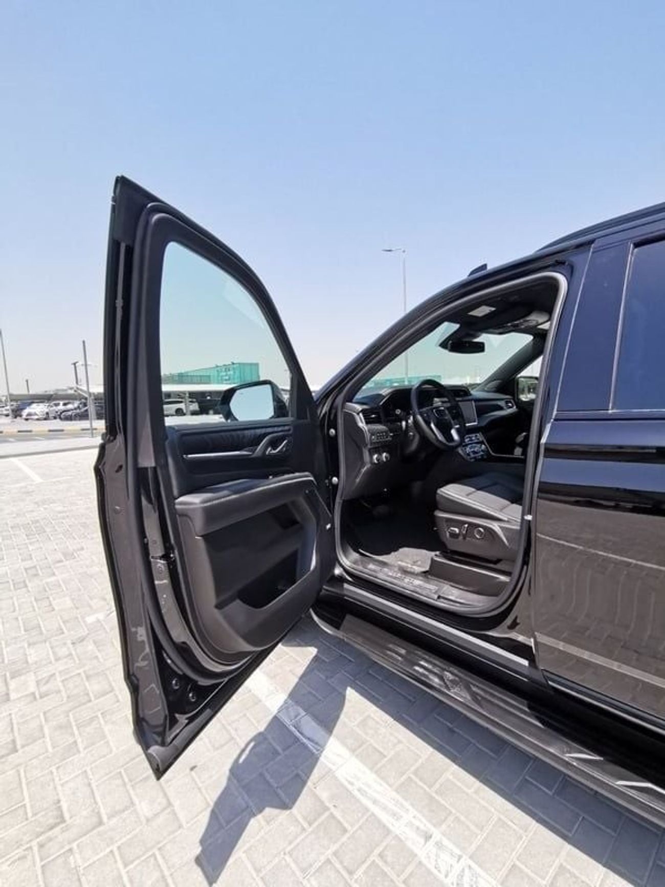 GMC Yukon GMC Denali - 2023 - Black Edition