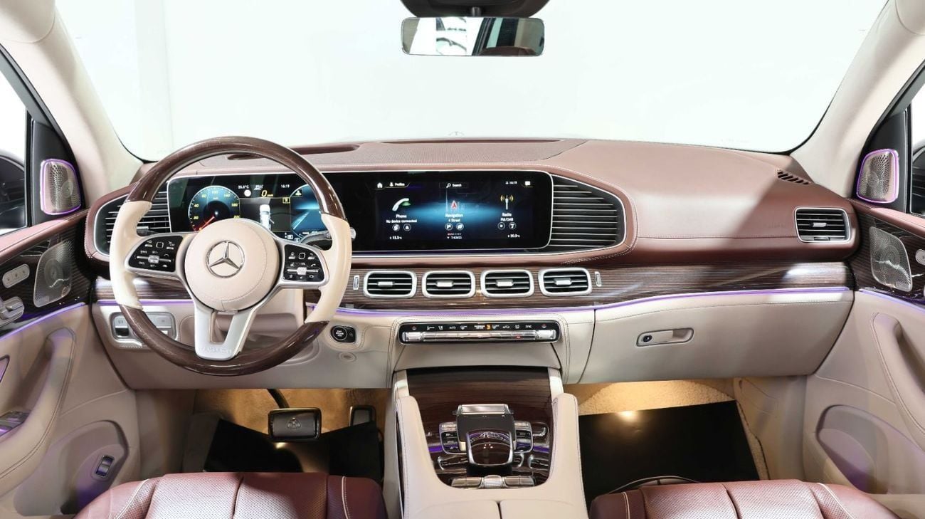 مرسيدس مايباخ gls600 مايباخ Mercedes Benz GLS 600 Maybach-GCC-Full Service History-VIP Seats-High Specs-Luxury SUV