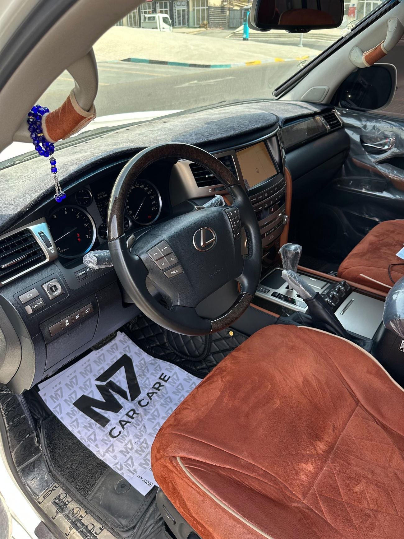 Lexus LX570 SPORT PLATINUM