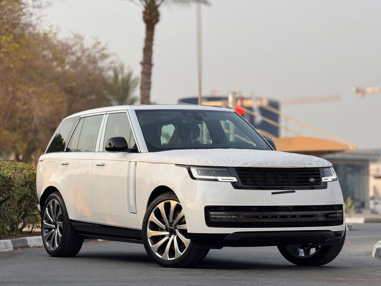 Land Rover Range Rover AUTOBIOGRAPHY P530 LAND ROVER RANGE ROVER P 530 / GCC UNDER WARRANTY 2026