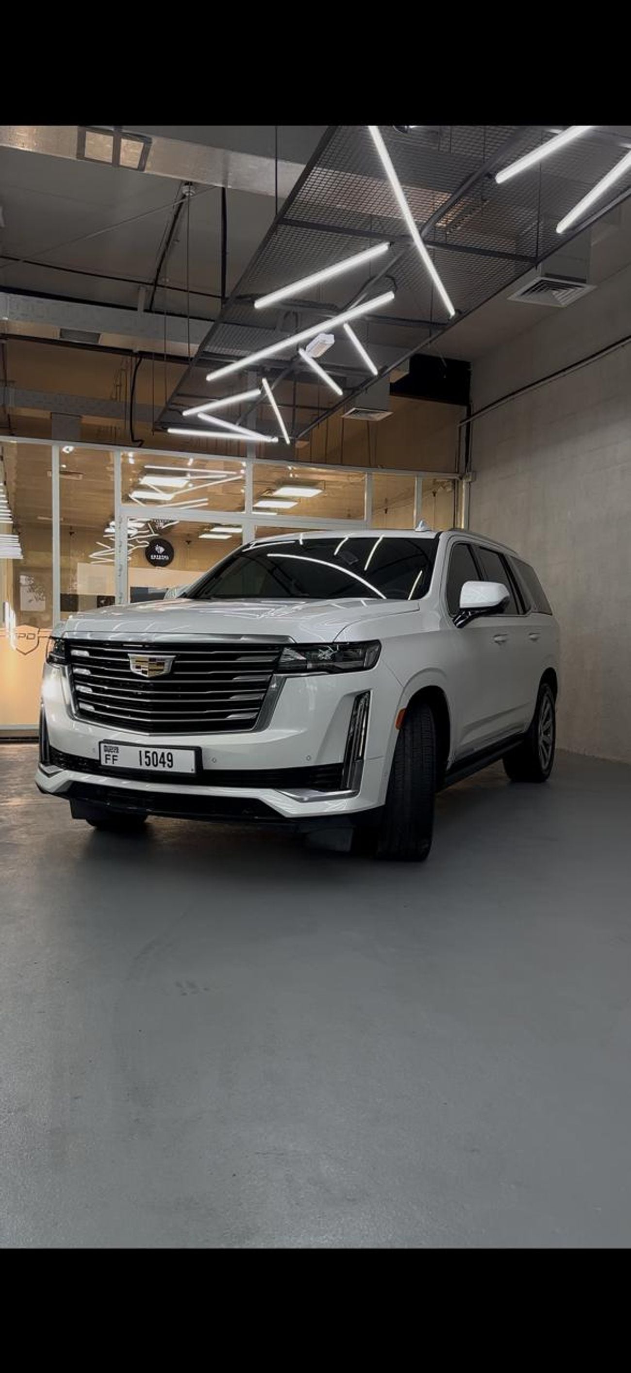 Cadillac Escalade PREMIUM LUXURY PLATINUM FULL SPEC
