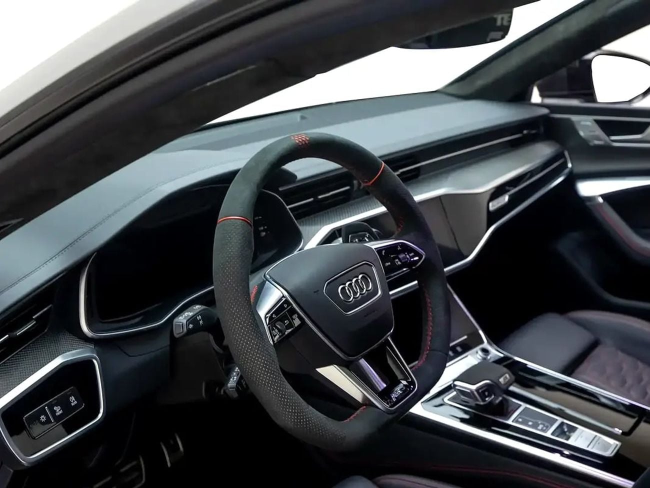أودي RS7 RS 7 | R ABT (1 of 125) | GCC Spec | With Service Contract