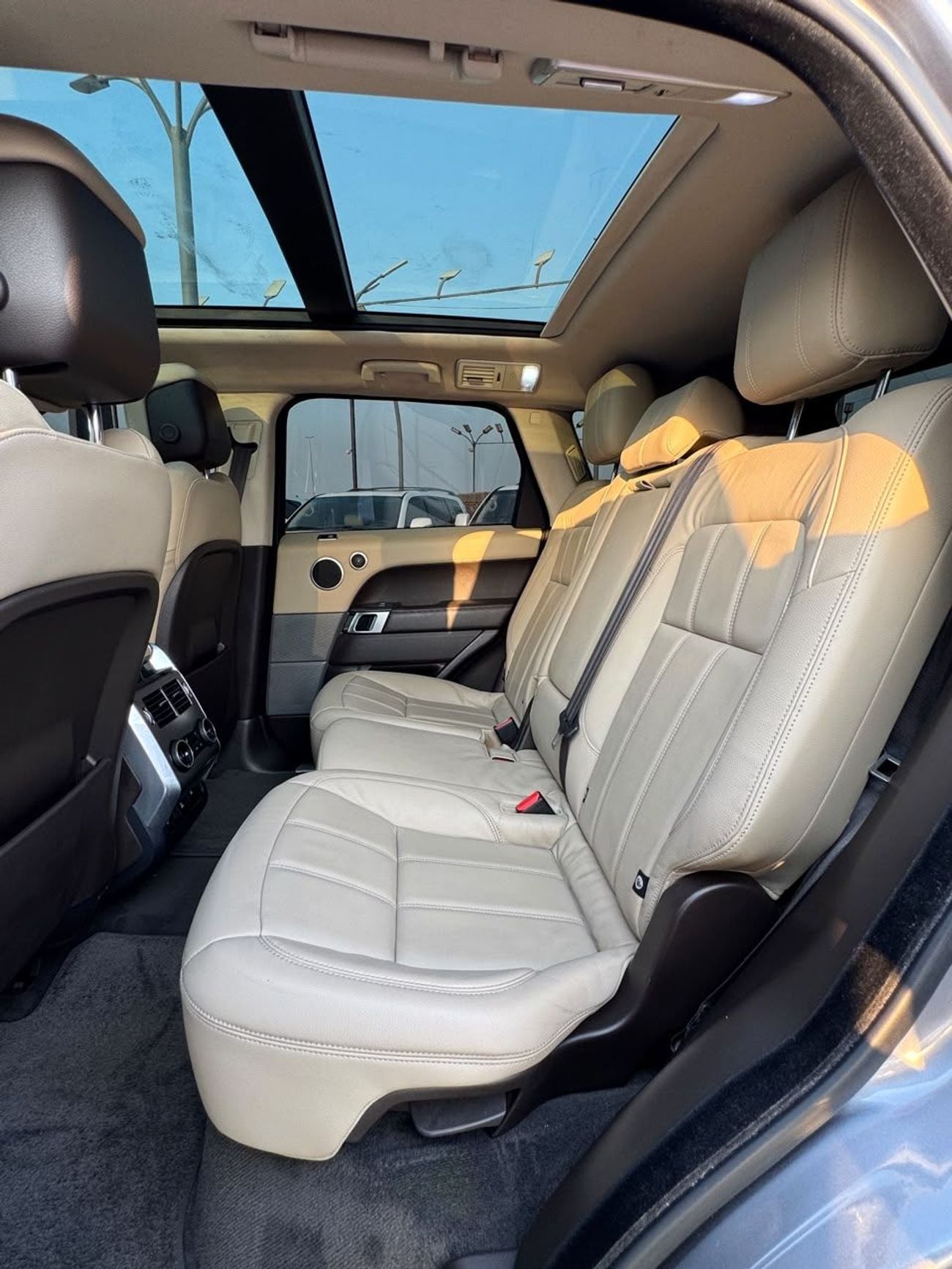 Land Rover Range Rover Sport SE