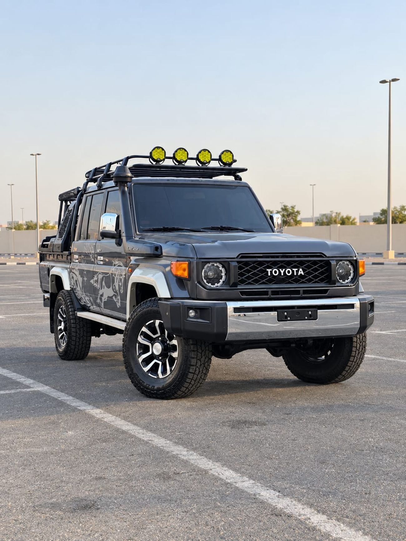 Toyota Land Cruiser Pick Up Toyota landcruise pickup 2016model 4.5L v8 1vd diesel engine Colour Grey Transmission Manual Interior grey 5seater 4DOORs