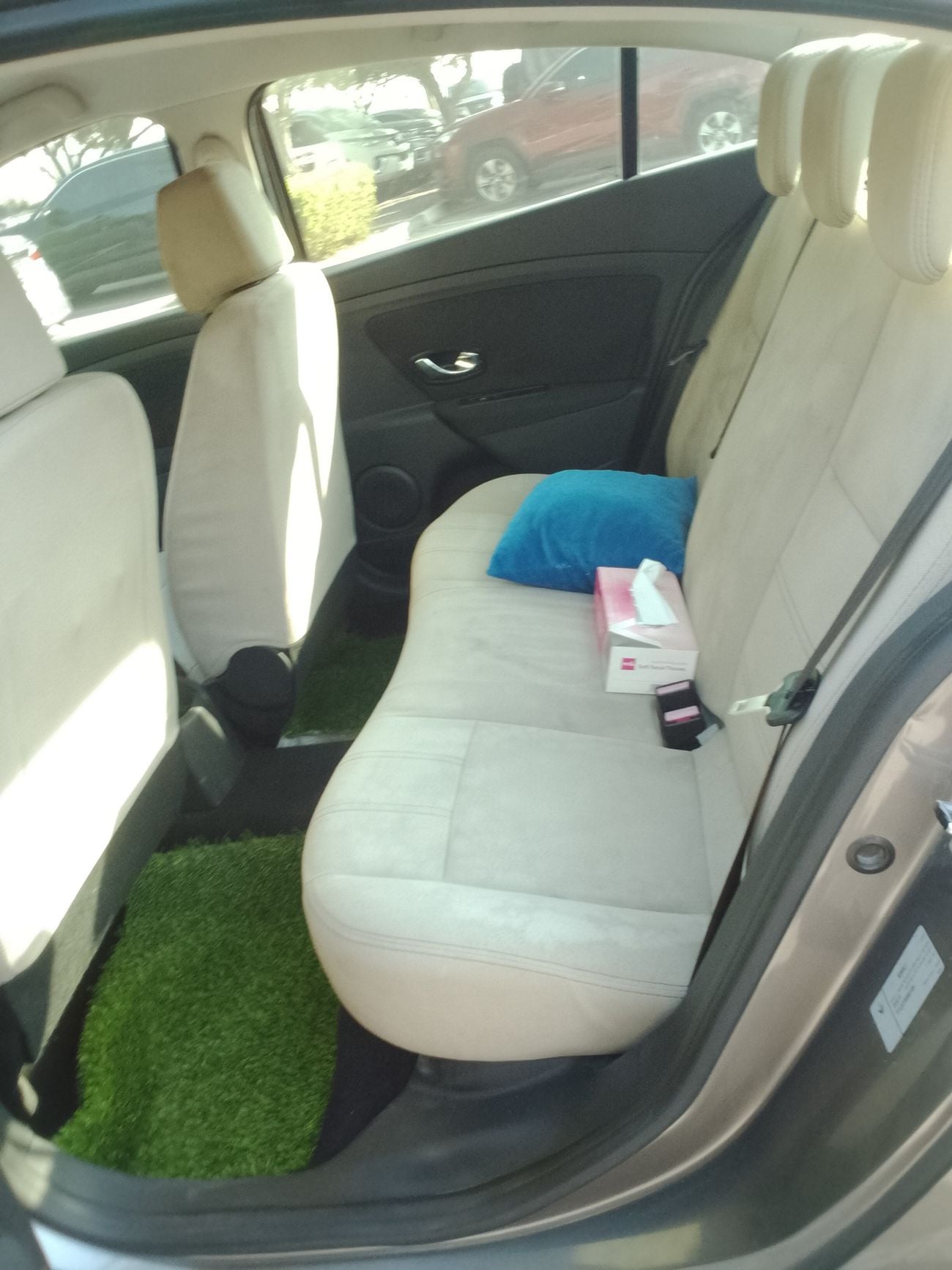 Renault Fluence PE