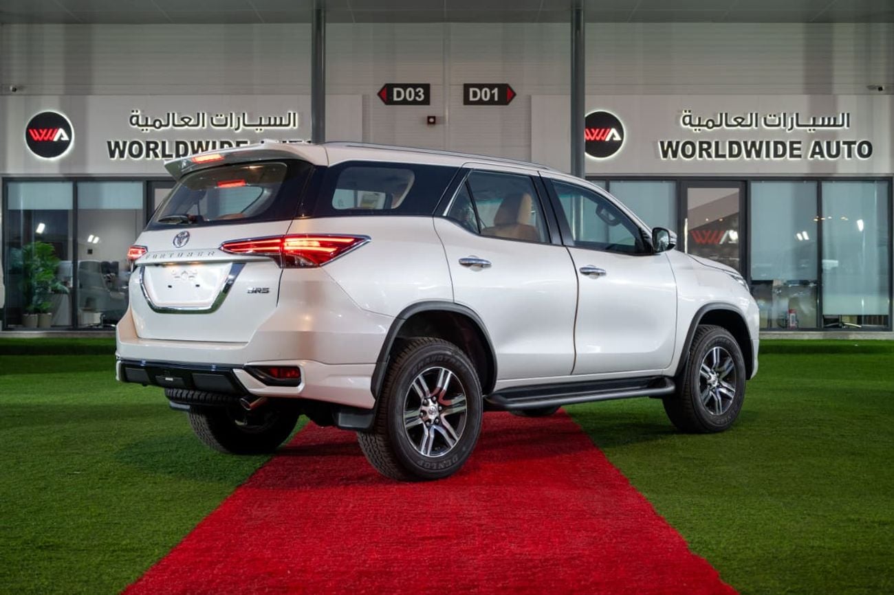 تويوتا فورتونر GX2 - 2.7 بنزين 4x4 SR5 - مكيف أوتوماتيكي