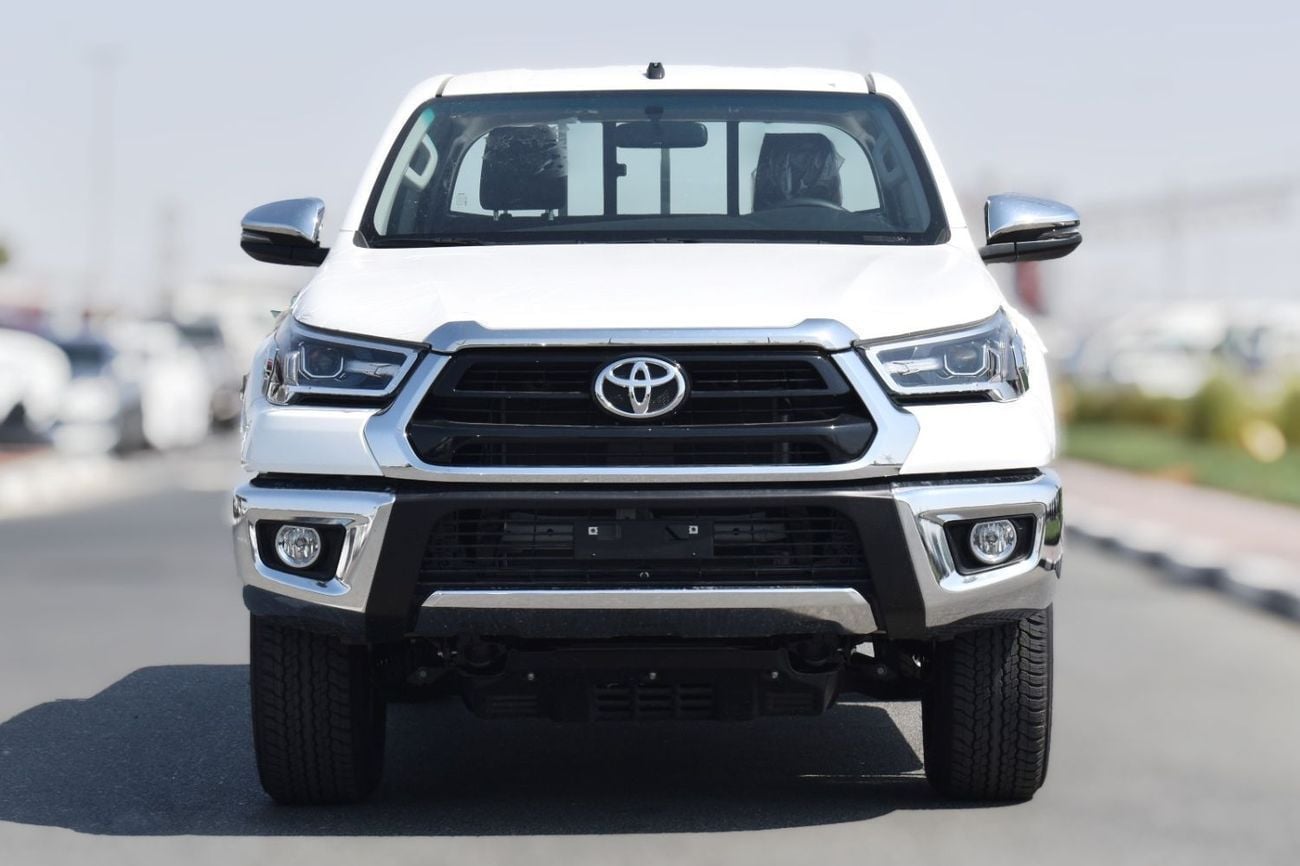 Toyota Hilux GLX MT 2.7 PETROL