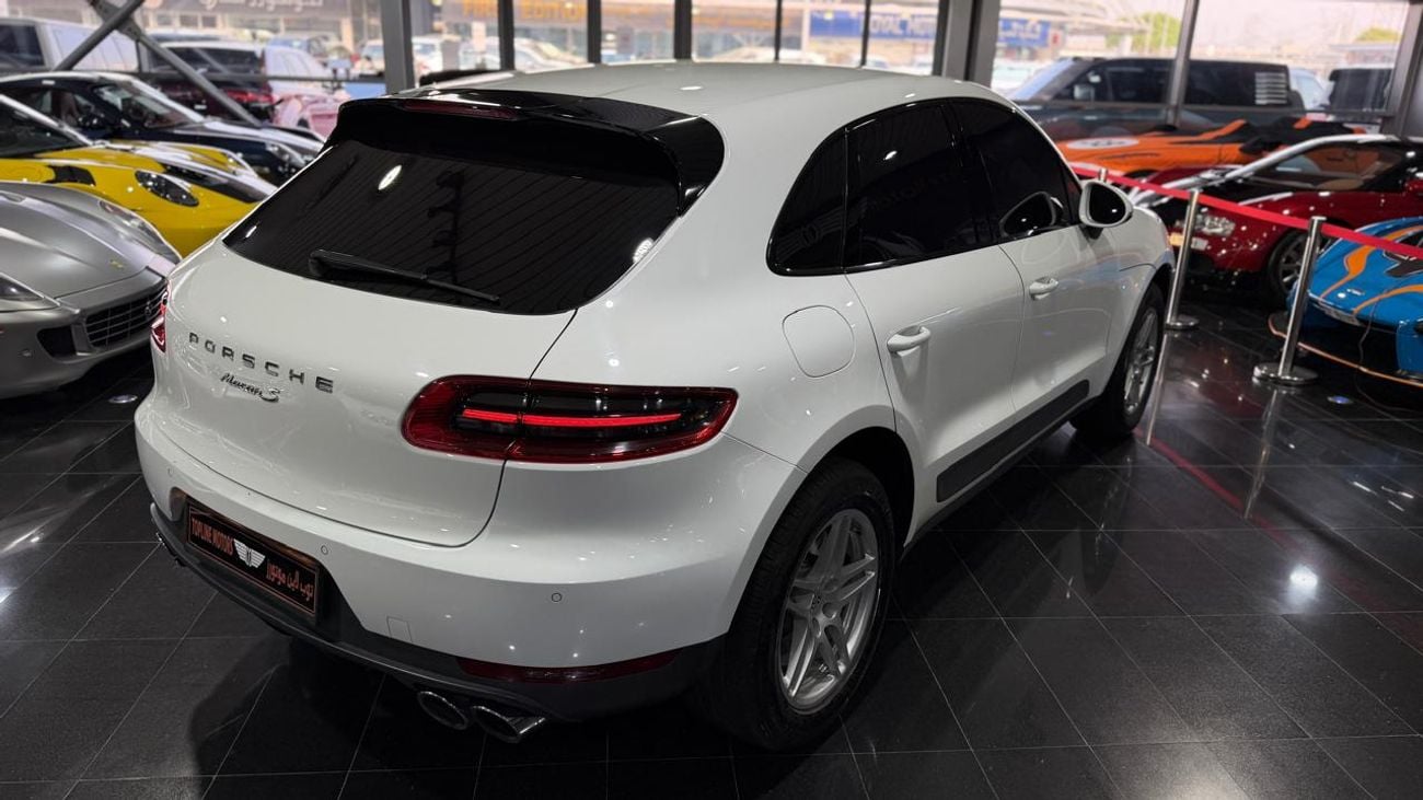 Porsche Macan S 2016 | GCC Specs | Low Mileage | Excellent Condition