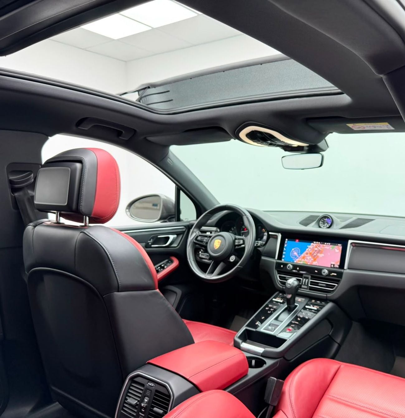 Porsche Macan T 2023 Porsche Macan T, Warranty, Full Porsche Service History, Fully Loaded, Excellent Condition, GCC