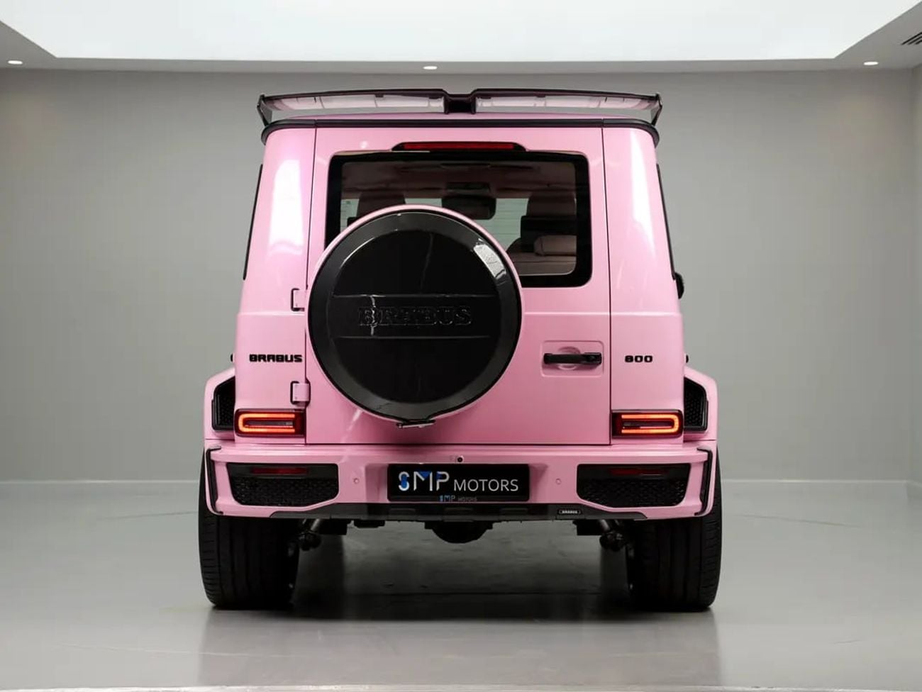 Mercedes Benz G63 AMG STANDARD EXCLUSIVE G63 AMG | WARRANTY | Pink Leather Interior | Carbon Exterior Package