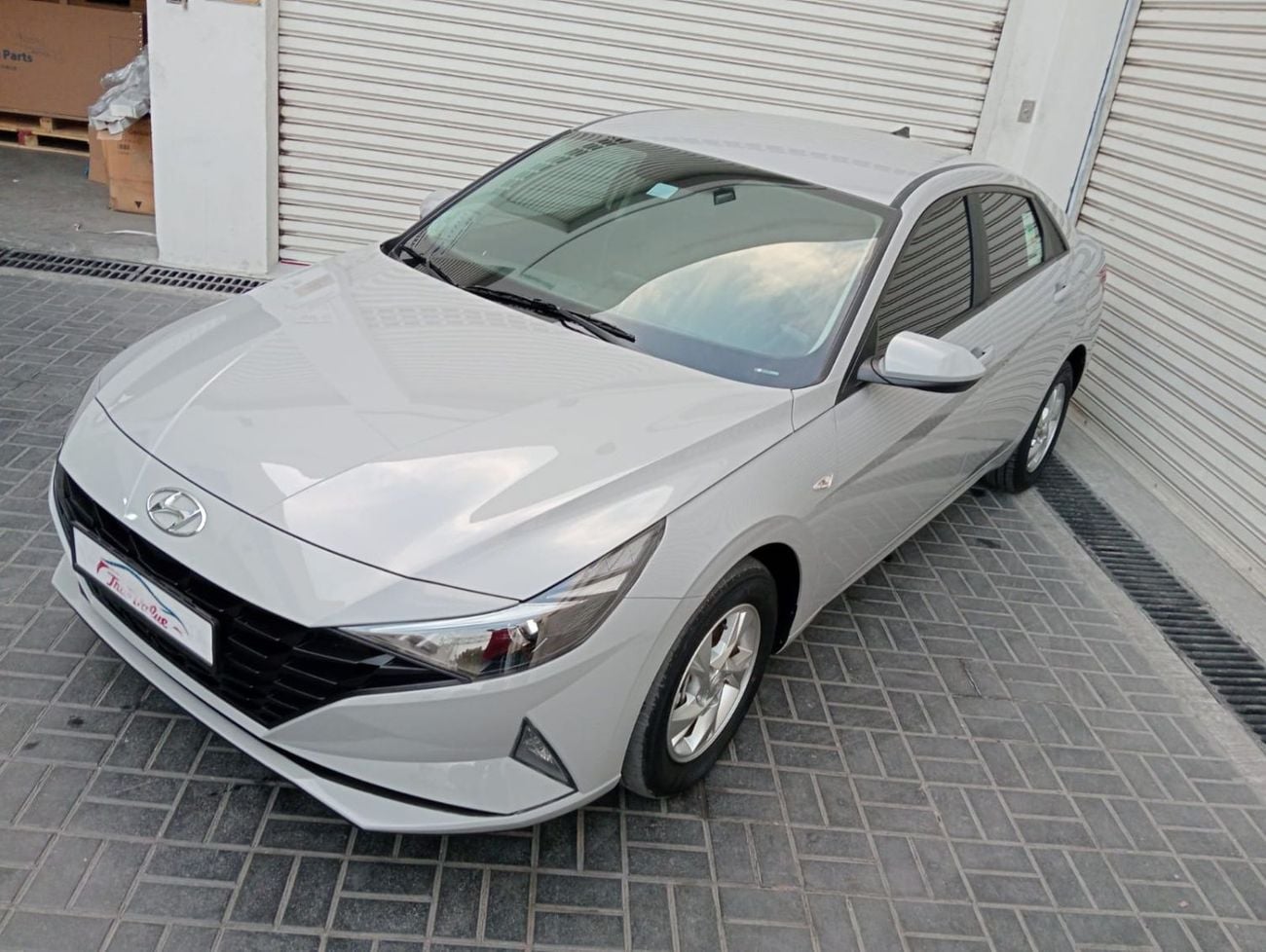 Hyundai Elantra SMART Hyundai Elantra 2023 Smart GCC SPECS SINGLE OWNER NO HIDDEN FEES 0%DP CAN BE DONE 12 MONTHS