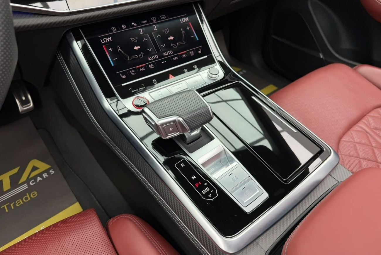 Audi SQ8 STANDARD