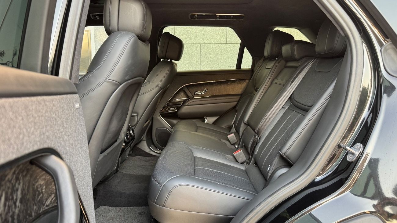 Land Rover Range Rover Sport FIRST EDITION