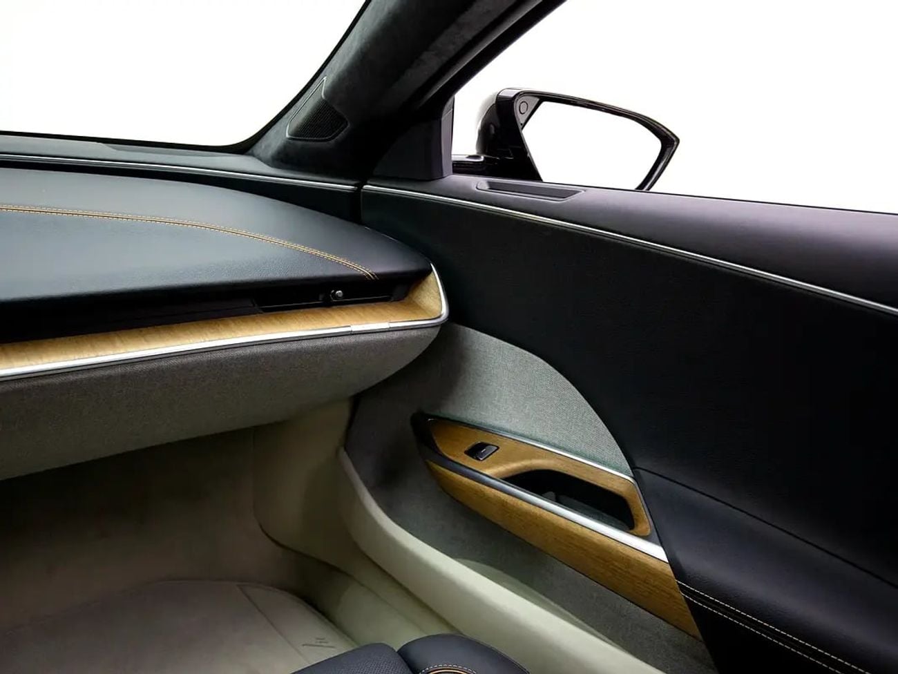 Lucid Air PURE | GCC Spec | With Warranty and Service Contract