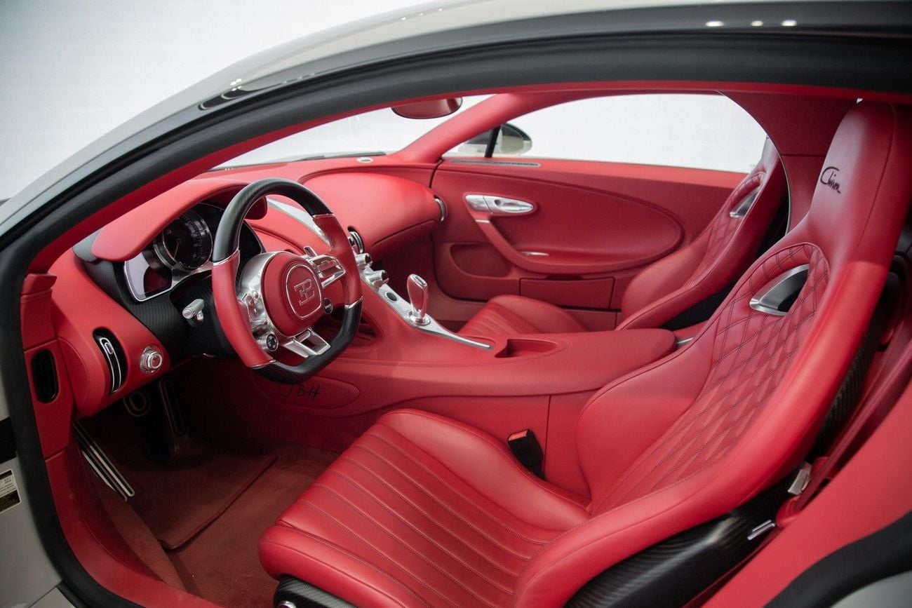 Bugatti Chiron CABON