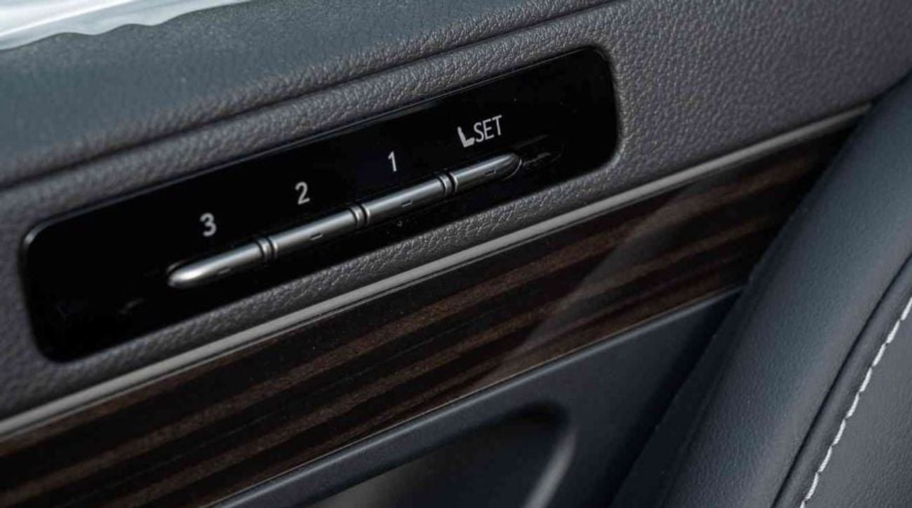 لكزس LX 600 Urban ECTAV0001 - لكزس LX600 أوربان 2026 - محرك بنزين 3.5 لتر، ناقل حركة أوتوماتيكي - لون أسود مع مقصورة د