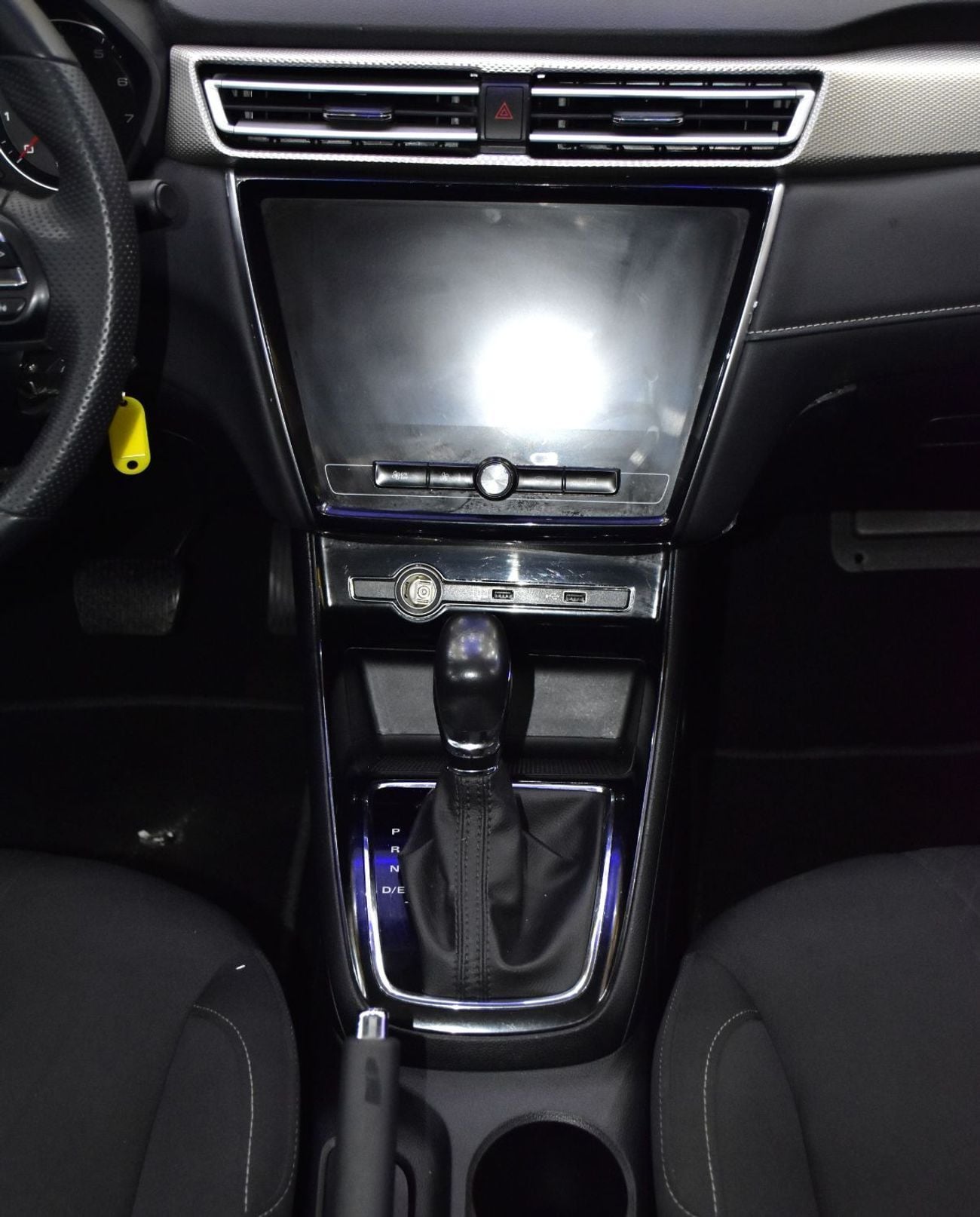 أم جي 5 COMFORT EXCELLENT DEAL for our MG 5 ( 2024 Model ) in Silver Color GCC Specs