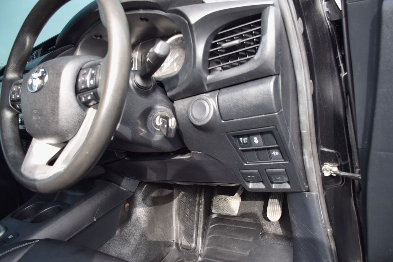 Toyota Hilux SGLX 4X4 Diesel 2.8L Right hand (Export Only)