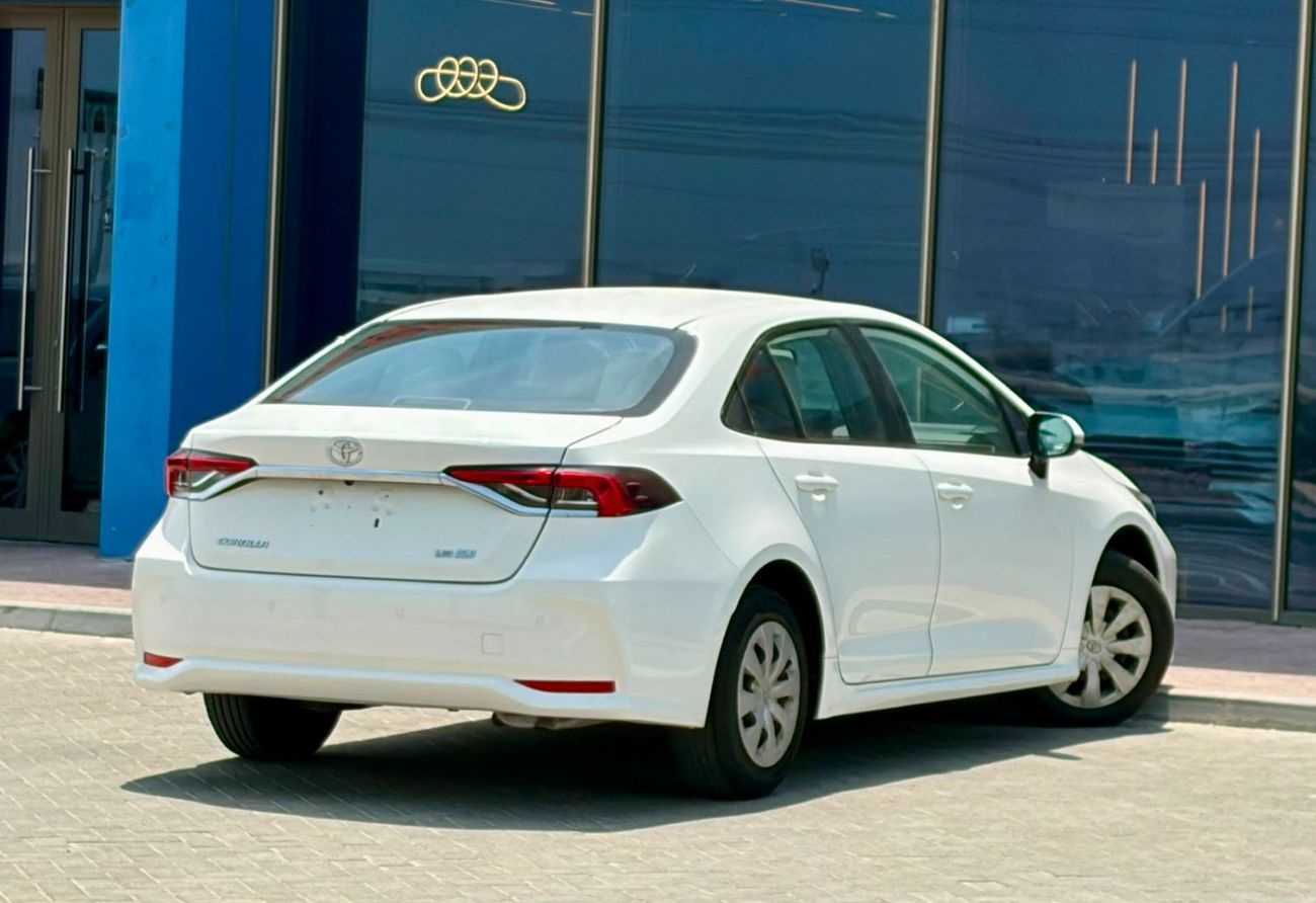 تويوتا كورولا XLI 699/- شهريًا | دول مجلس التعاون الخليجي | مثبت سرعة، كاميرا، نظام تحديد المواقع العالمي (GPS) | خالي