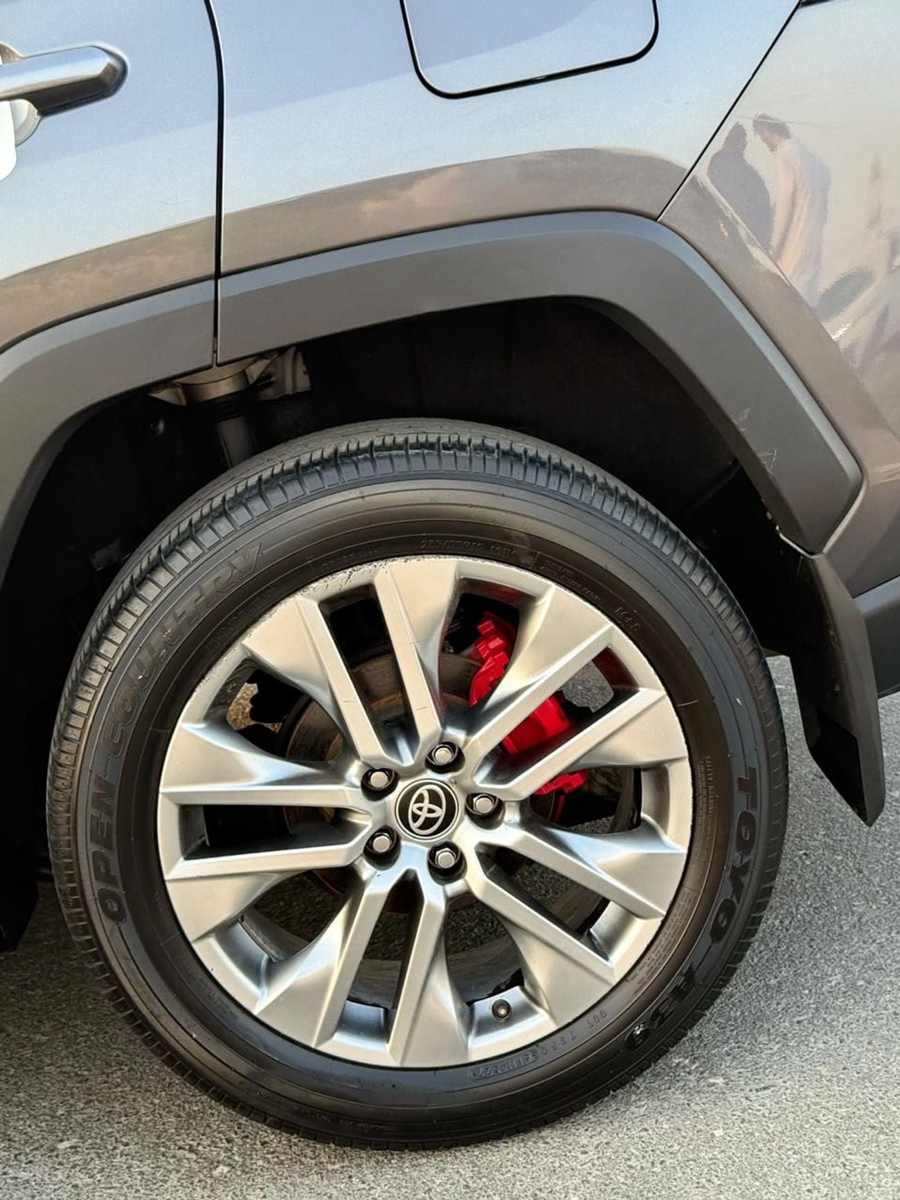 Toyota RAV4 XLE premium 2.5L