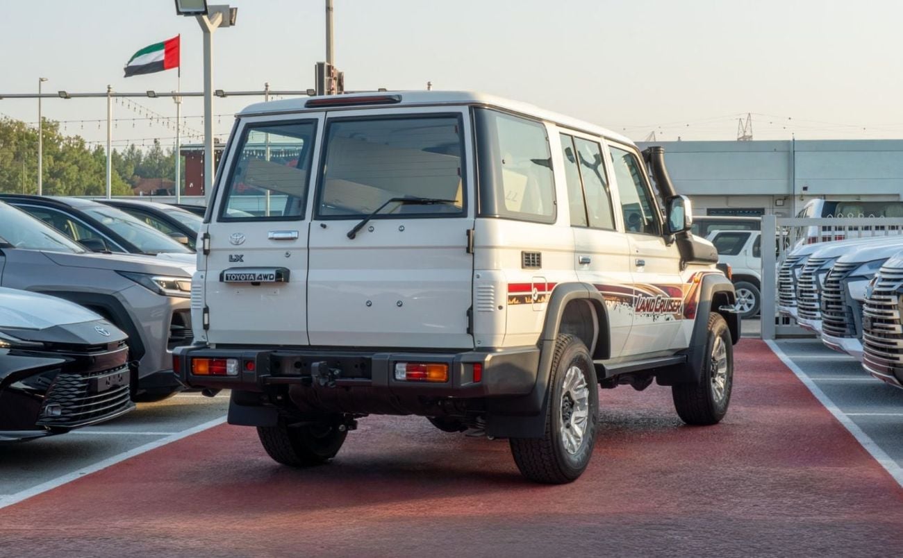 Toyota Land Cruiser 70 LC76 LX