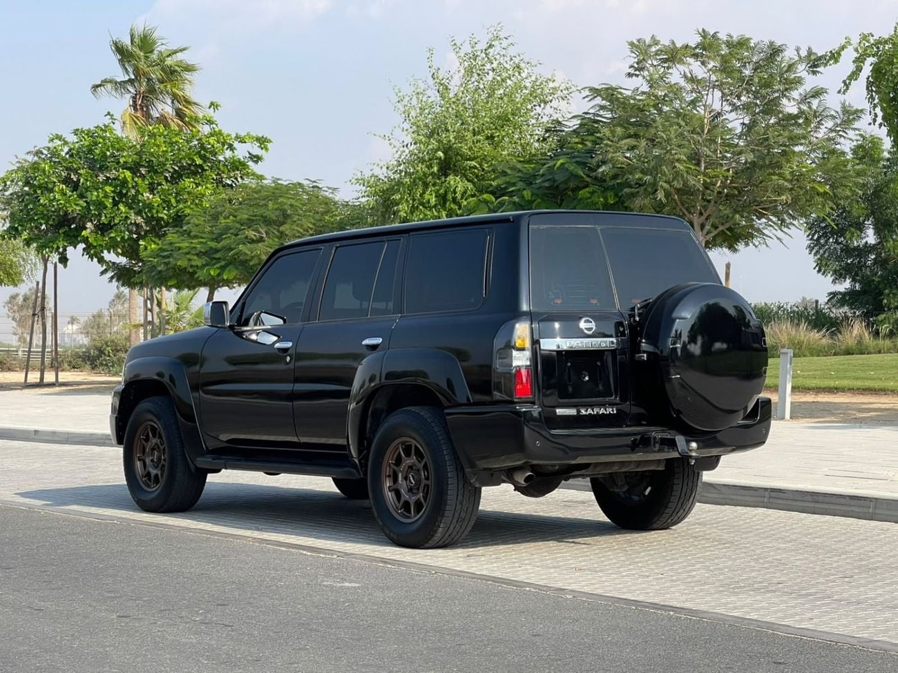 Nissan Patrol SUPER SAFARI T2