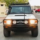 Toyota Land Cruiser 70 LC79 LX LC76 LHD 1VD-FTV 4.5L V8 Diesel Engine Manual Gear 4WD 7 Seats 5 Doors