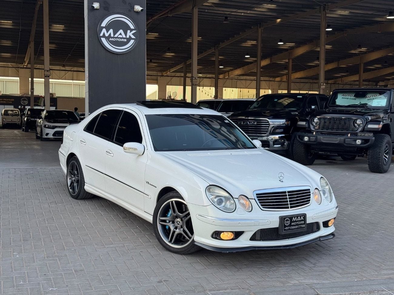 مرسيدس بنز E 55 AMG STANDARD