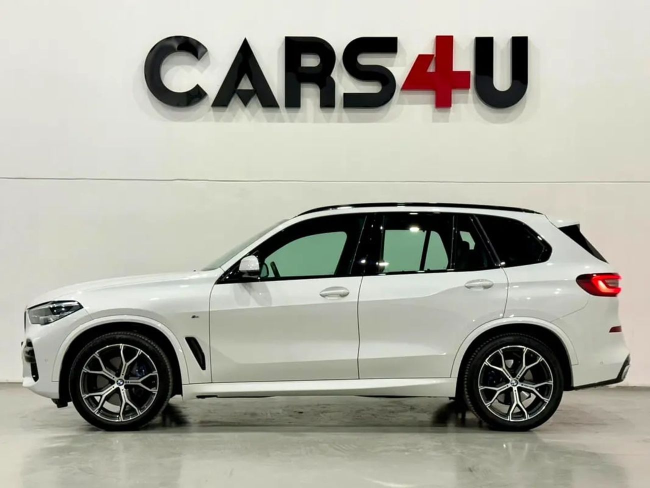 BMW X5 XDRIVE40i M SPORT GCC M-sport / warranty and service package with agency (AGMC)